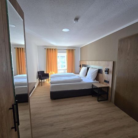 Landgasthof Kreuz Mit Gaestehaus Immendingen Экстерьер фото